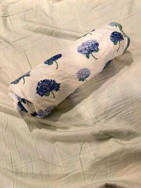 Kyte baby hydrangea swaddle